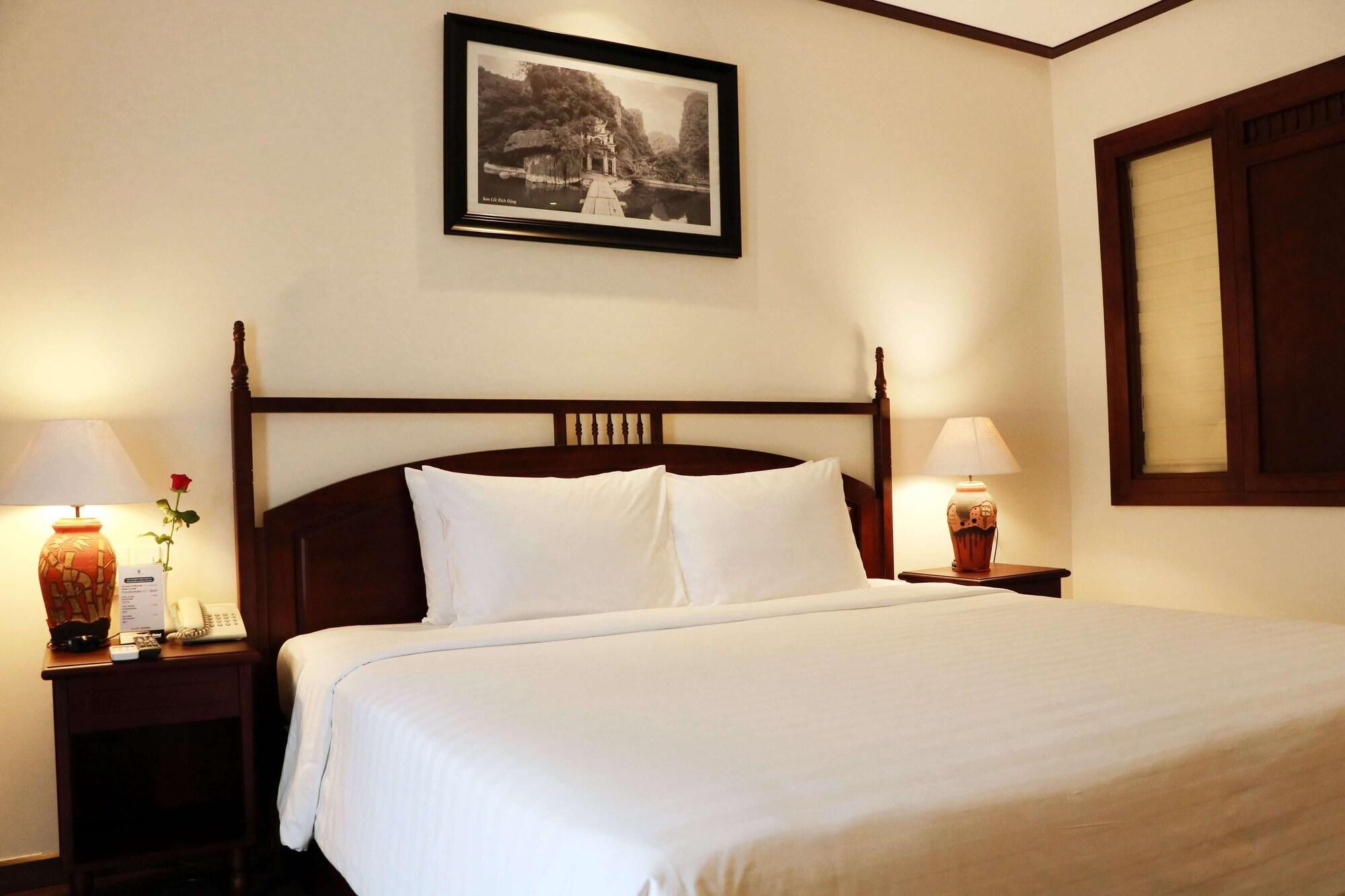 Vien Dong Hotel ญาจาง ภายนอก รูปภาพ