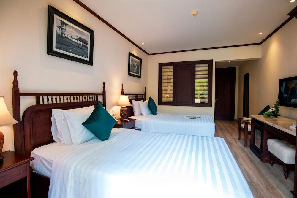 Vien Dong Hotel ญาจาง ภายนอก รูปภาพ