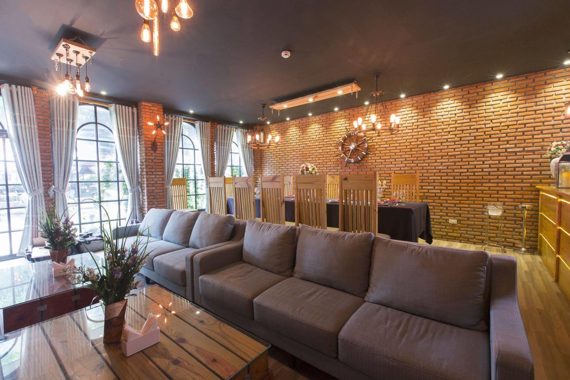 Vien Dong Hotel ญาจาง ภายนอก รูปภาพ